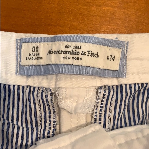 White A&F Shorts - Picture 3 of 3